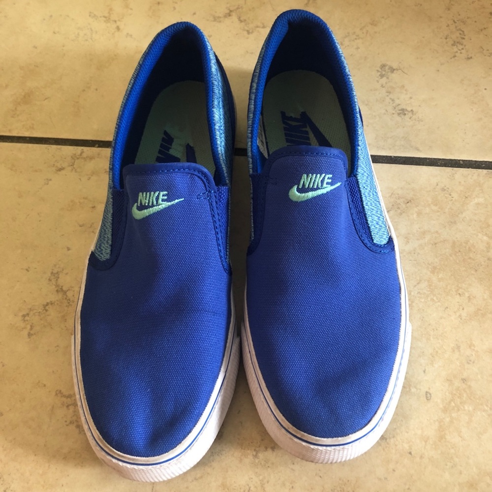 Rare vans style Nikes